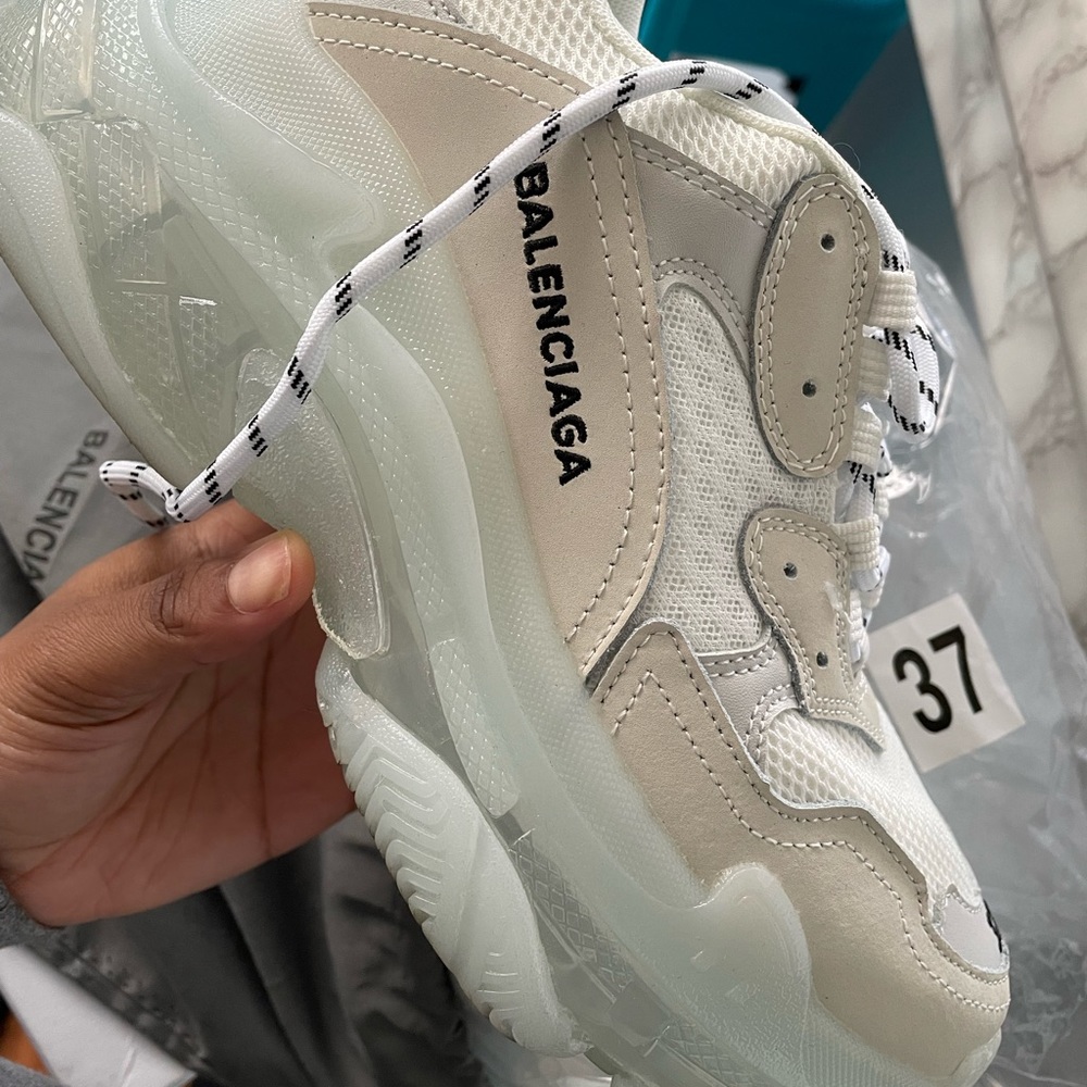 Balenciaga triple S Sneakers